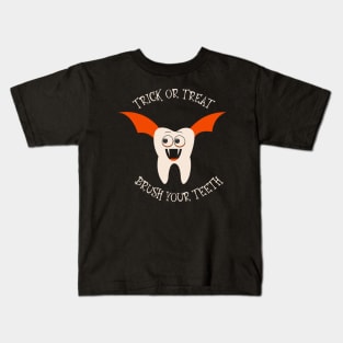 Trick or treat brush your teeth Kids T-Shirt
